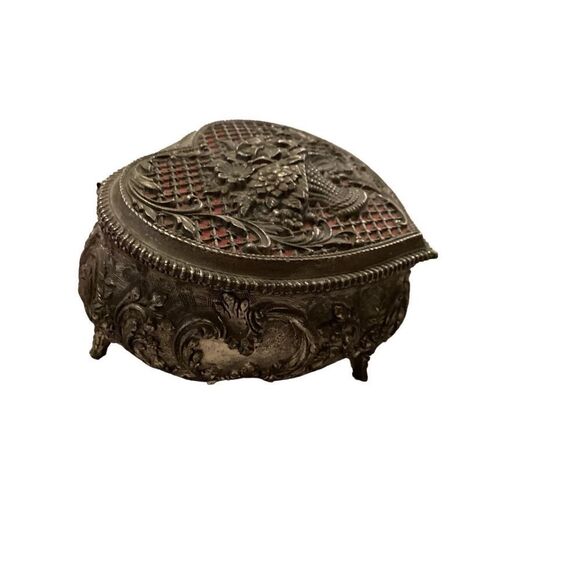 Time For Us Vintage Silver tone Metal Trinket Jewelry Box Flower Heart 3 Footed - Picture 3 of 13